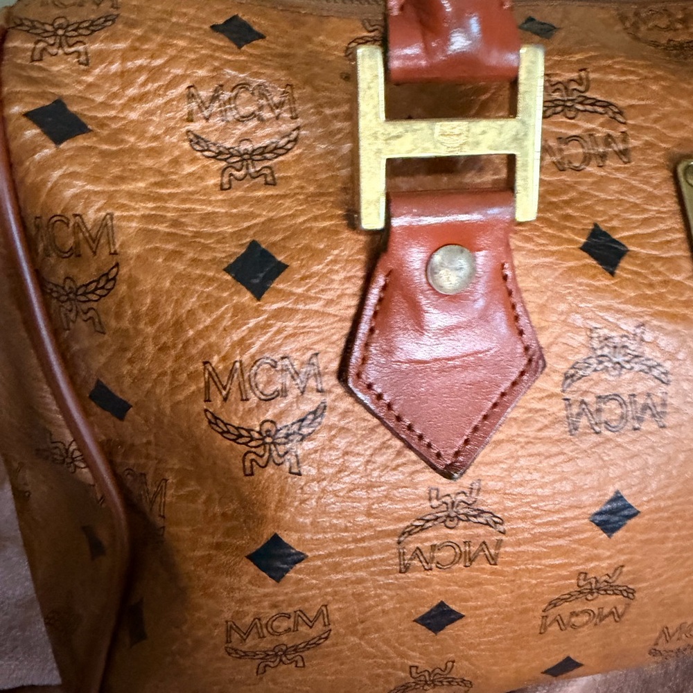 Vintage MCM Boston bag in Cognac. - Picture 3 of 16